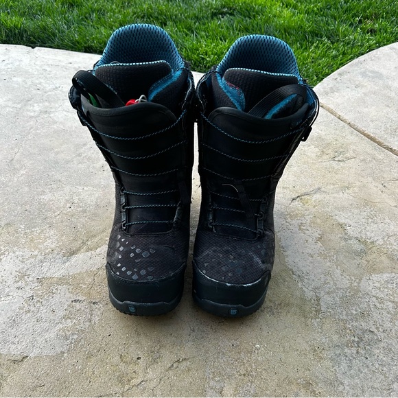Burton Snowboarding Boots - Picture 3 of 7